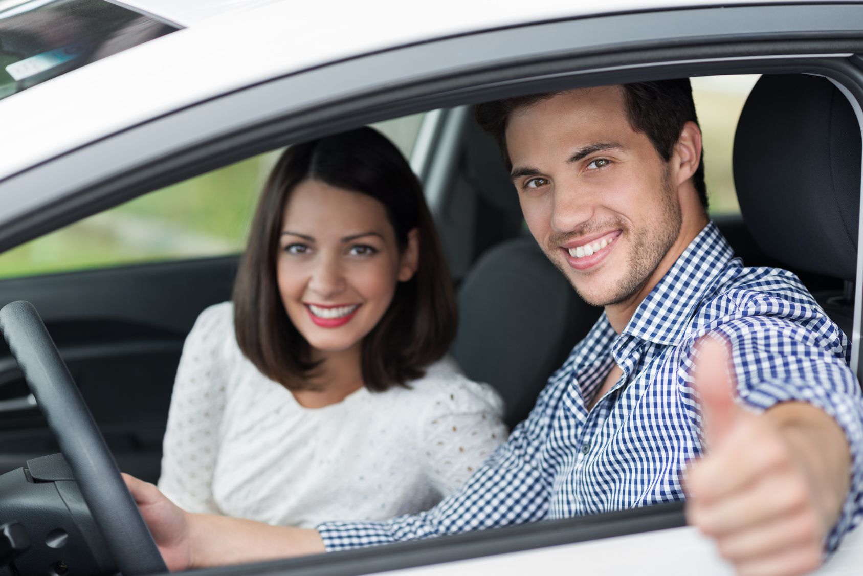 Como fazer para alugar um carro em Bonito?