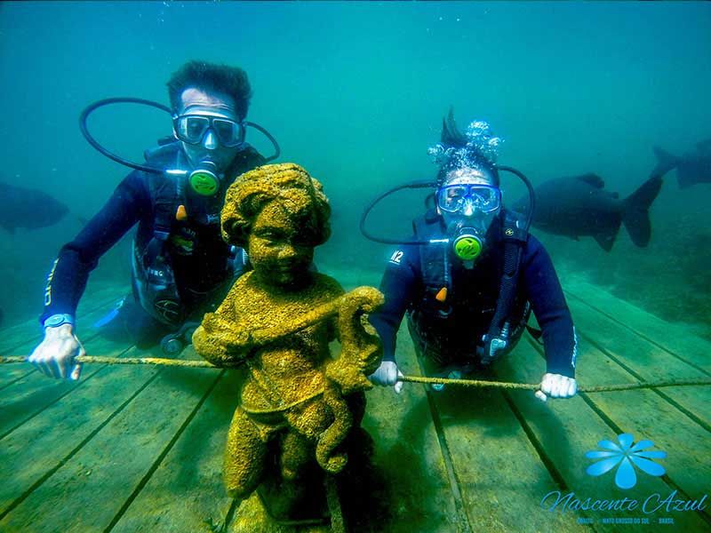 mergulho-nascente-azul