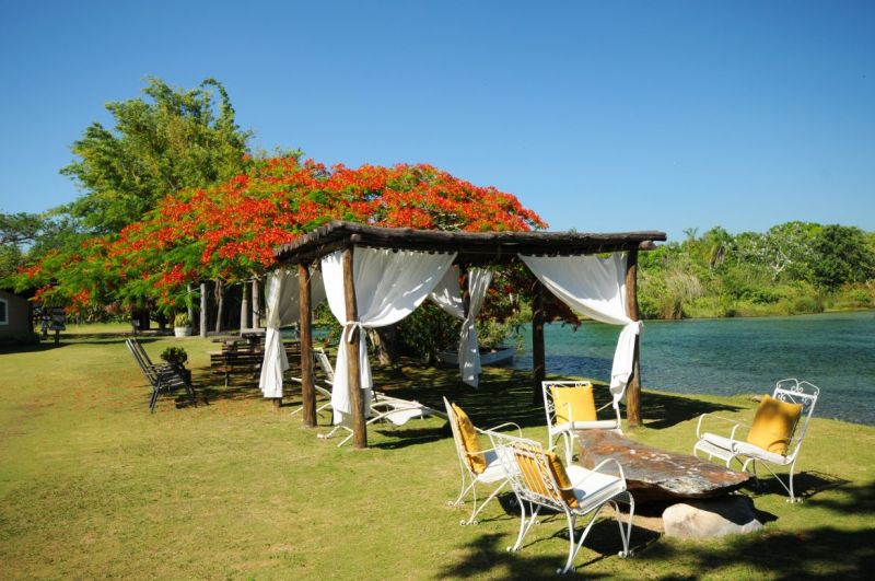 Descanso - Ceita Cor - cachoeiras em Bonito MS - Acqua