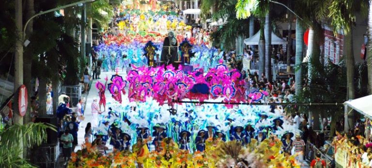 Carnaval Em Corumb