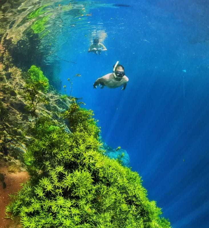 flutuacao-na-lagoa-misteriosa