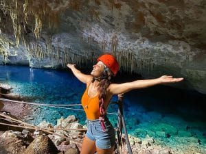 Gruta Lago Azul